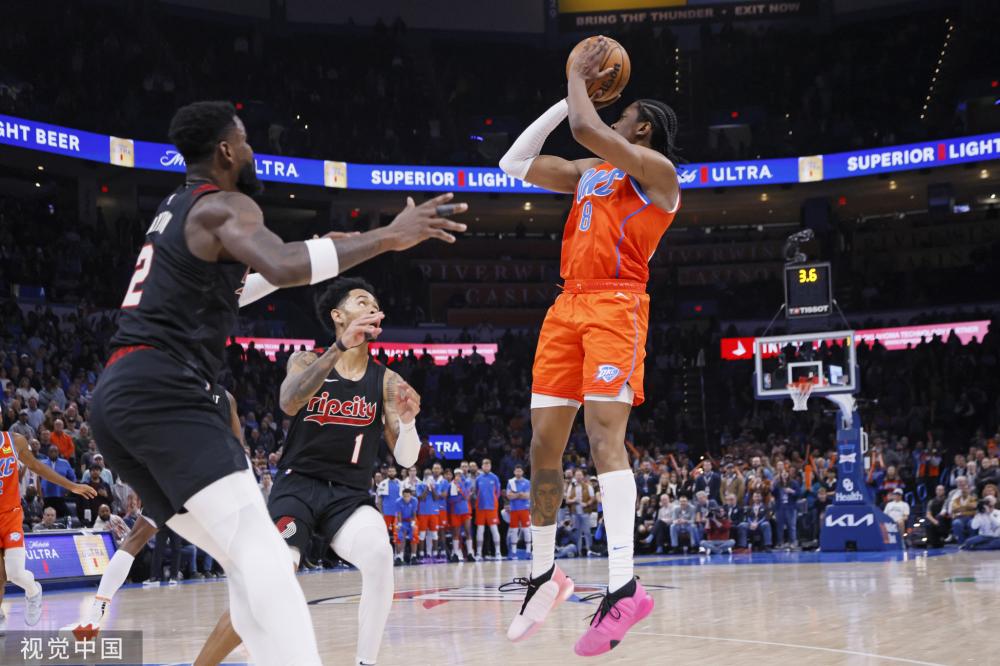 力下展现出 力下展现出