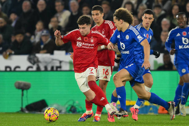 对恩瓦内里 对恩瓦内里