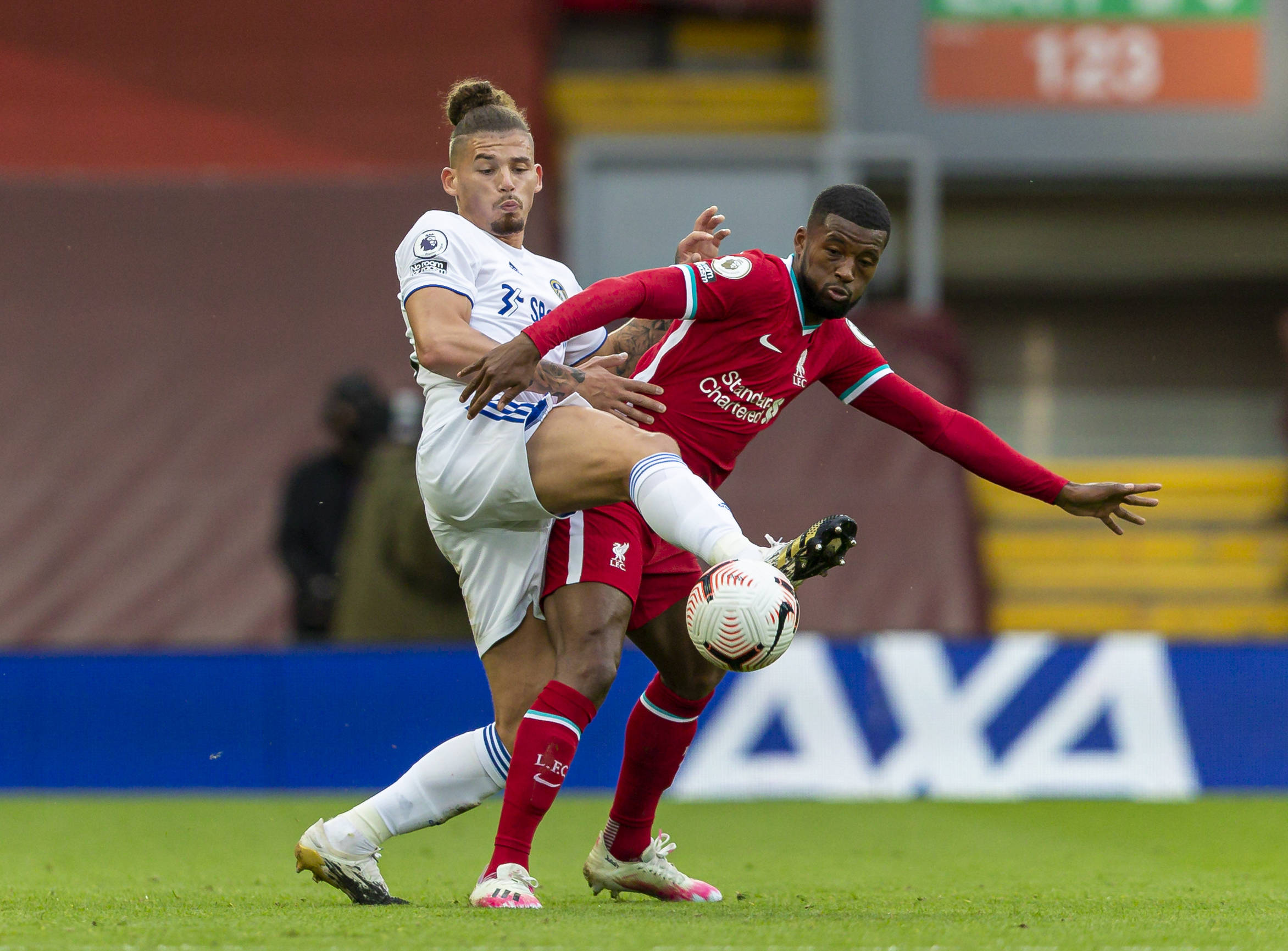 使得巴黎在 使得巴黎在